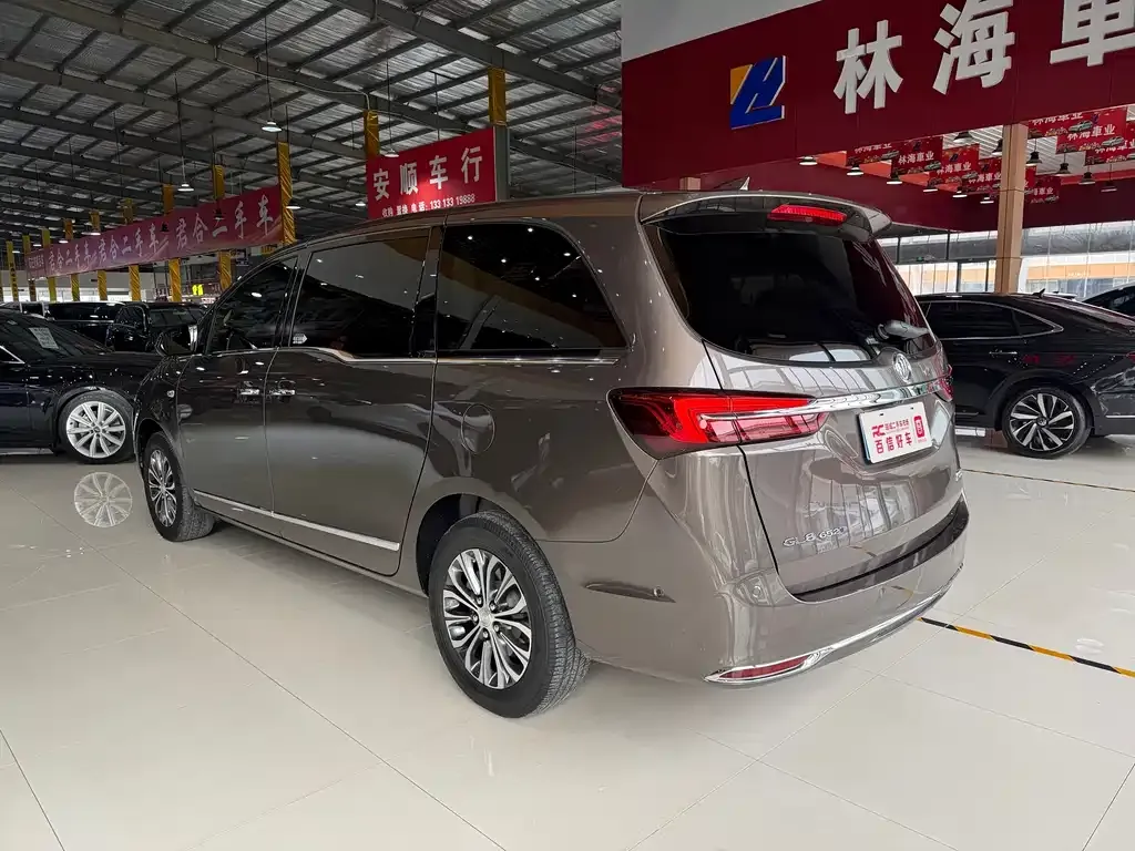Buick GL8 2022 из CN, фото 5