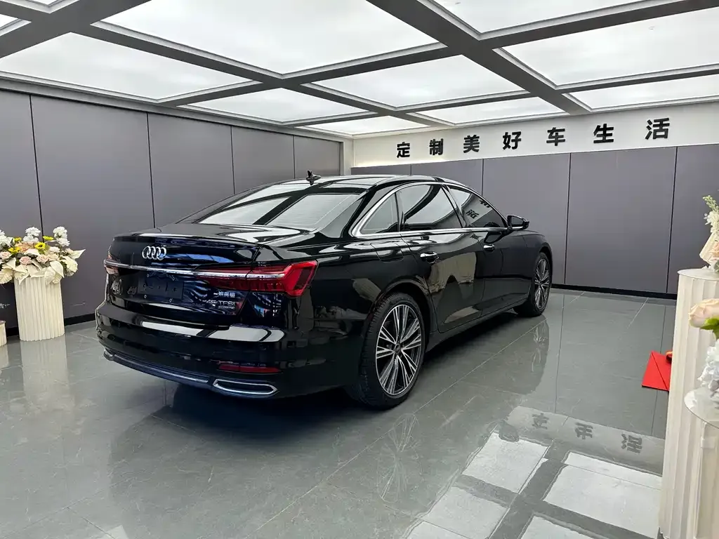 Audi A6L 2022 из CN, фото 5