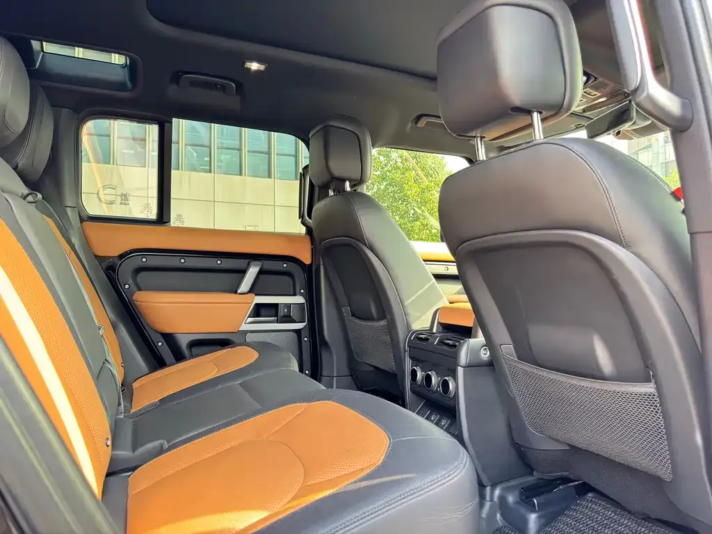 Land Rover Defender 2024 из CN, фото 3