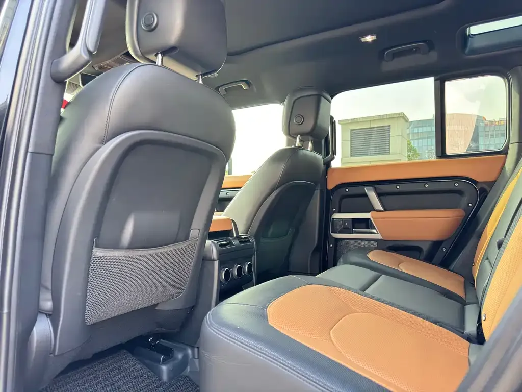 Land Rover Defender 2024 из CN, фото 7