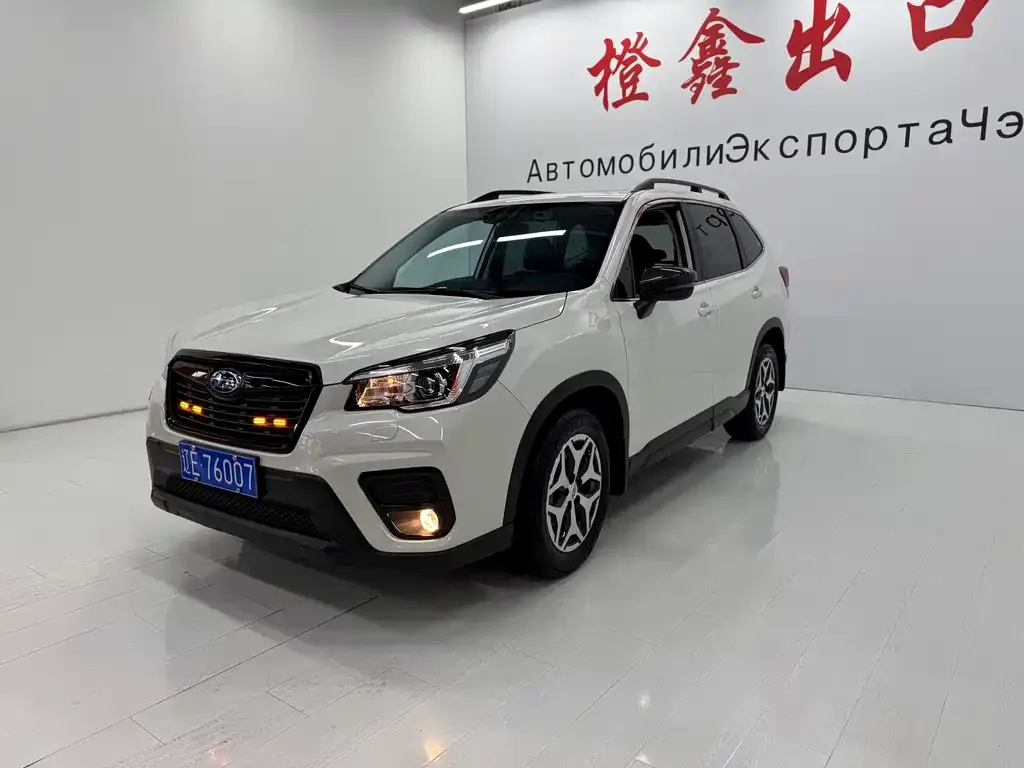 Subaru Forester — фото 1