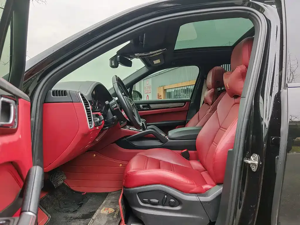Porsche Cayenne Hybrid 2023 из CN, фото 6