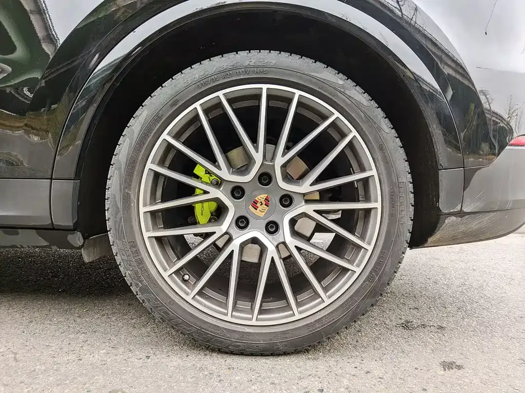 Porsche Cayenne Hybrid 2023 из CN, фото 4