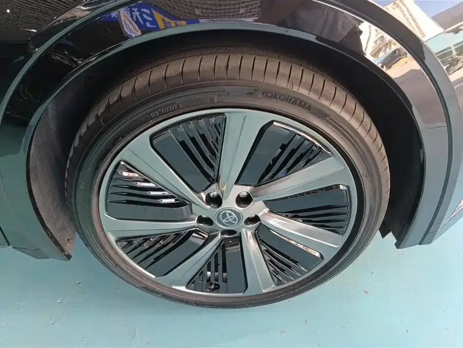 Toyota bZ5 2025 из CN, фото 5