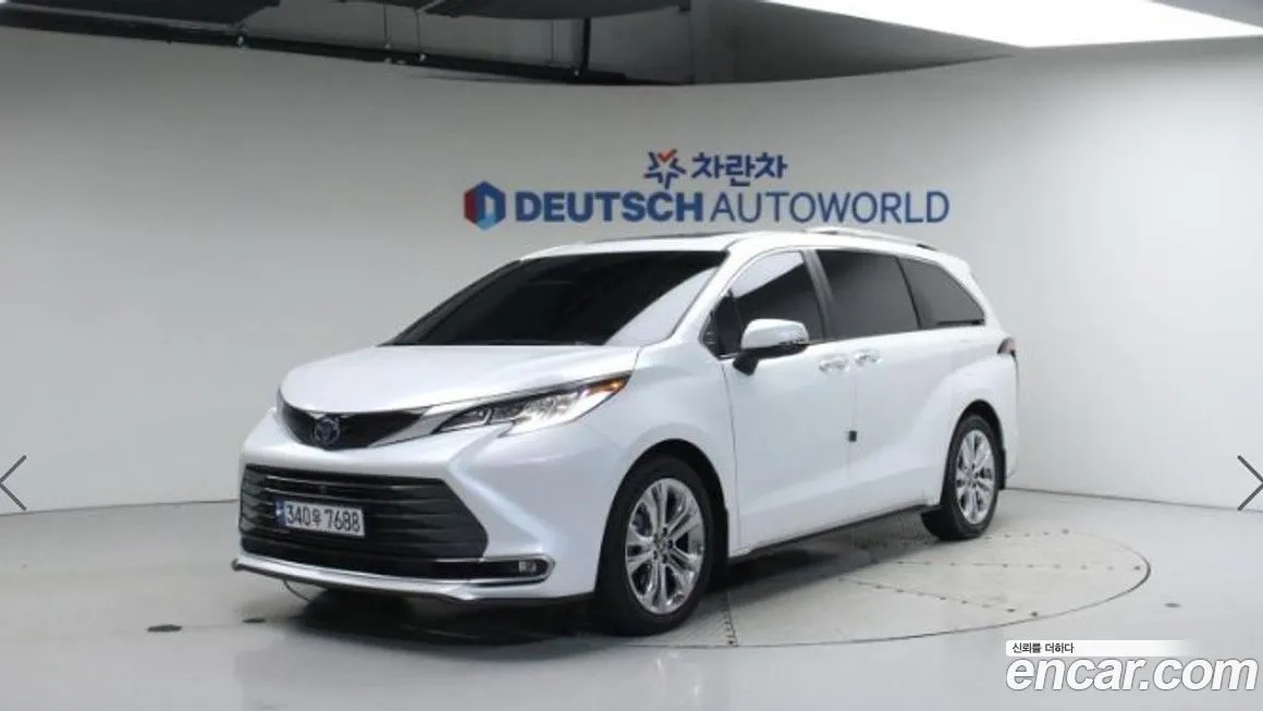 Toyota Sienna 2023 из KR, фото 1