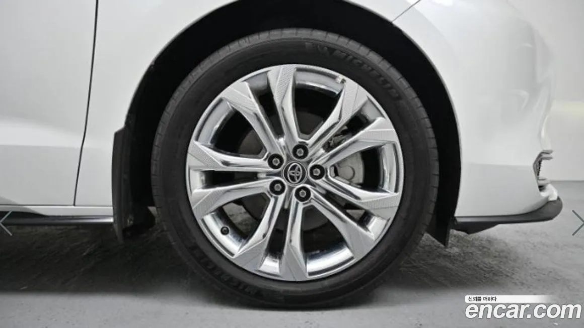 Toyota Sienna 2023 из KR, фото 7