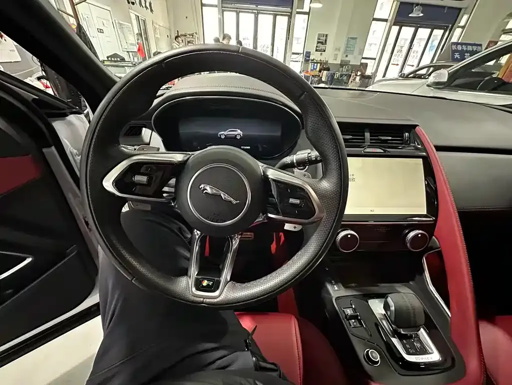 Jaguar E-PACE 2024 из CN, фото 8