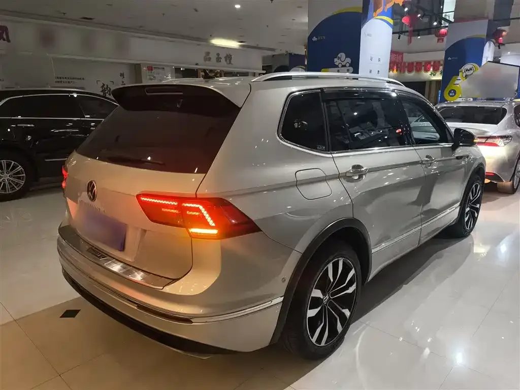 Volkswagen Tiguan L 2021 из CN, фото 6