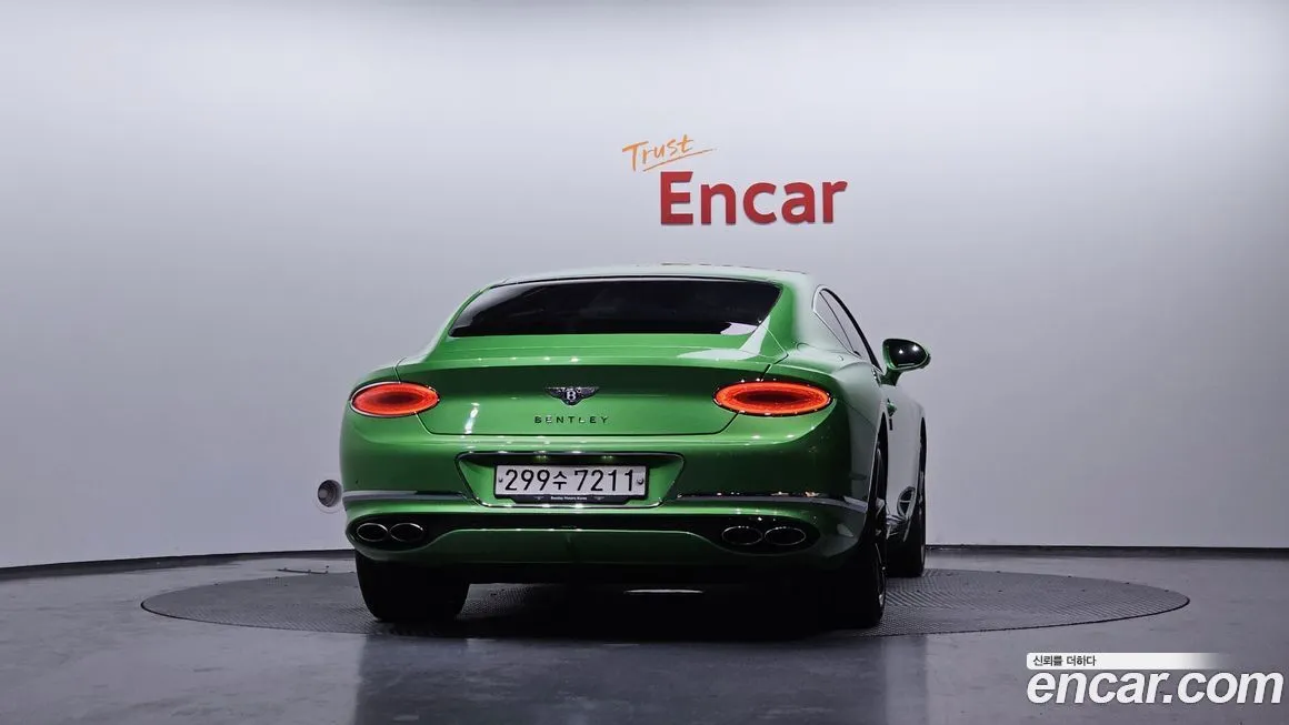 Bentley Continental 2022 из KR, фото 9