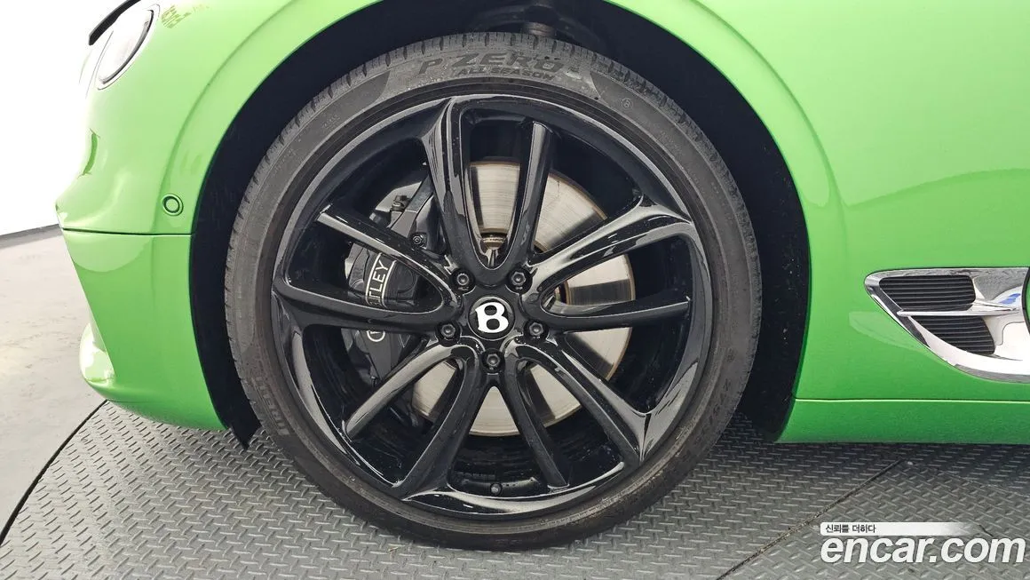 Bentley Continental 2022 из KR, фото 5