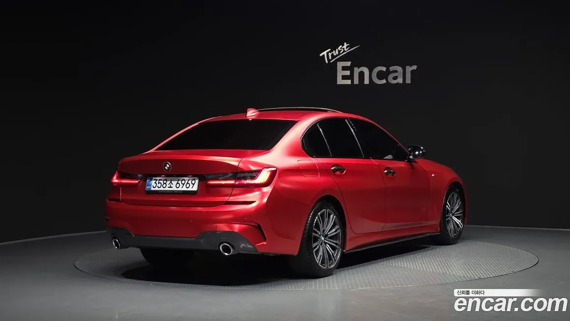 BMW 3-Series 2021 из KR, фото 3