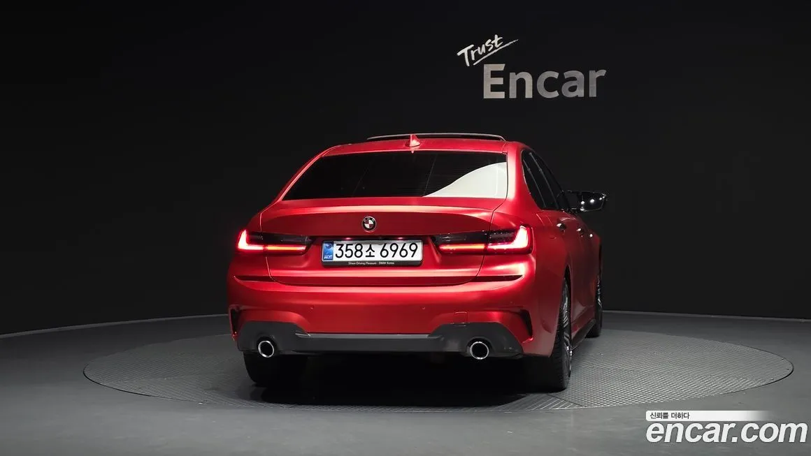 BMW 3-Series 2021 из KR, фото 10