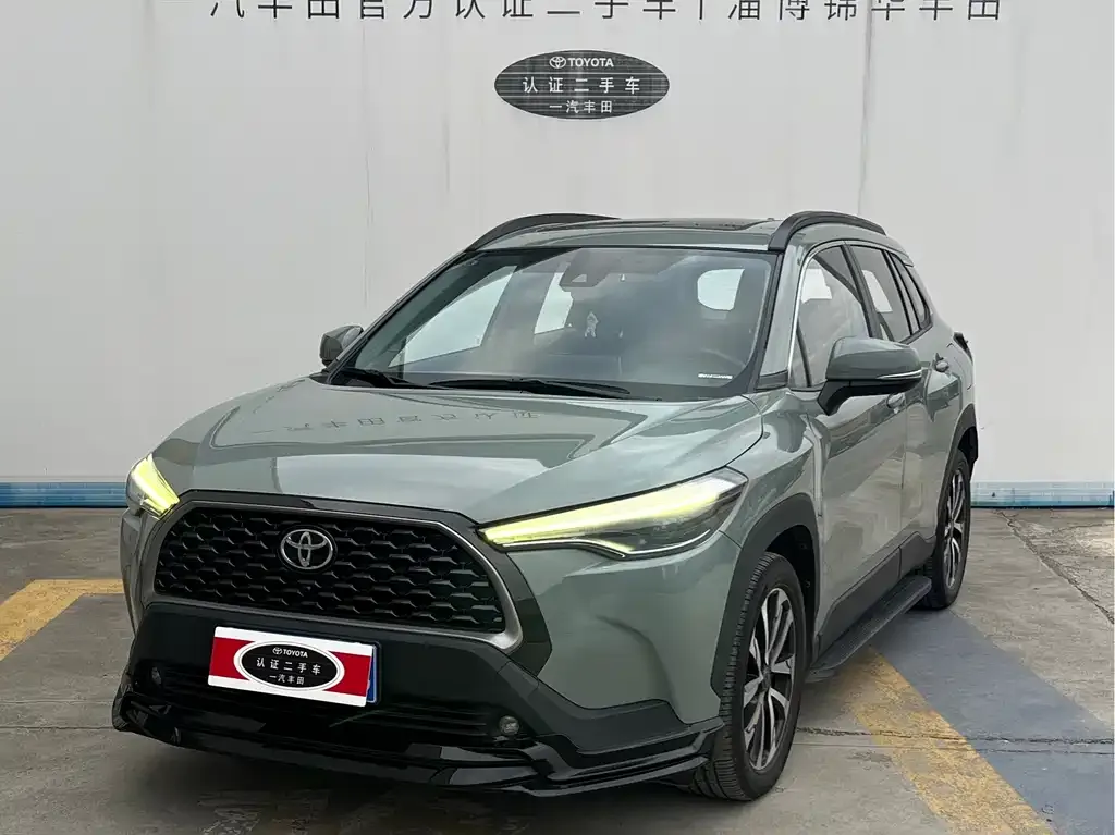 Toyota Corolla Cross 2022 из CN, фото 1