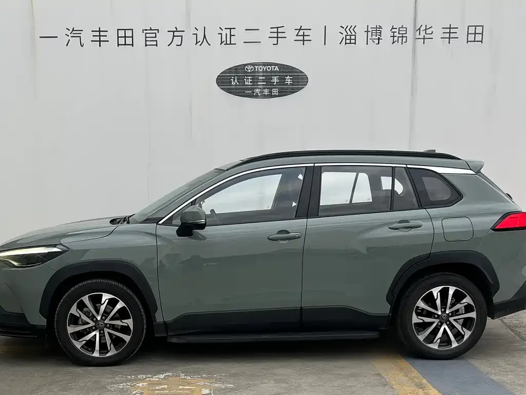 Toyota Corolla Cross 2022 из CN, фото 5