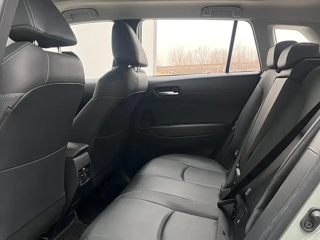 Toyota Corolla Cross 2022 из CN, фото 3