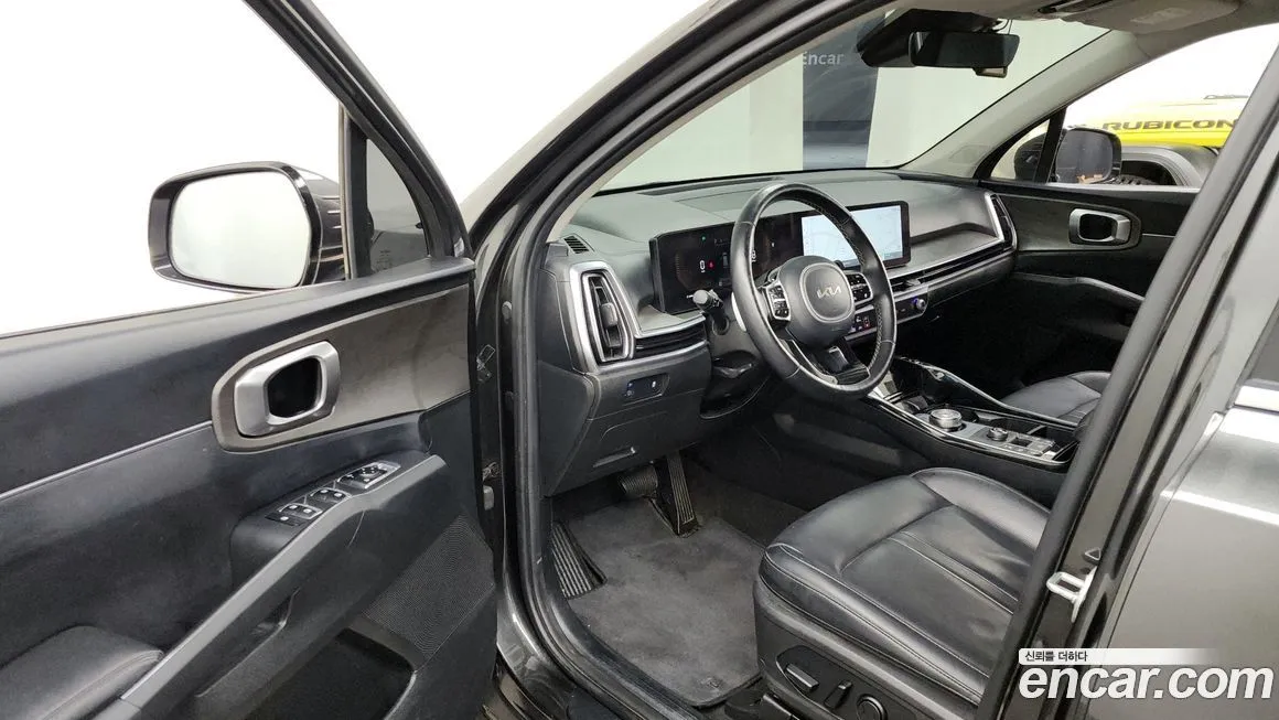Kia Sorento — фото 10
