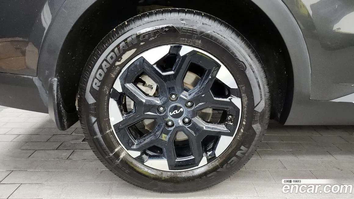 Kia Sorento — фото 7