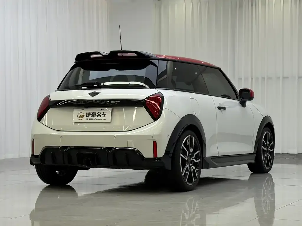 MINI JCW (John Cooper Works) 2025 из CN, фото 4