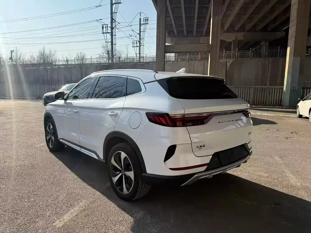 BYD PLUS New Energy — фото 4