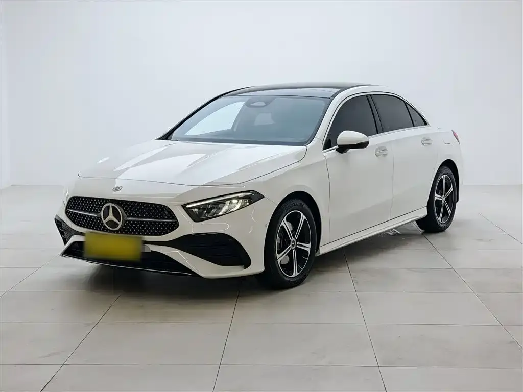 Mercedes-Benz A-Class — фото 1