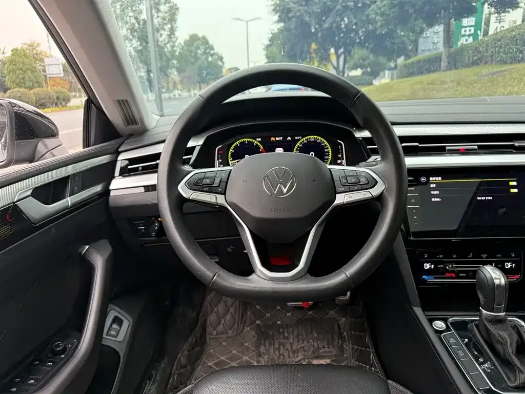 Volkswagen CC 2024 из CN, фото 3