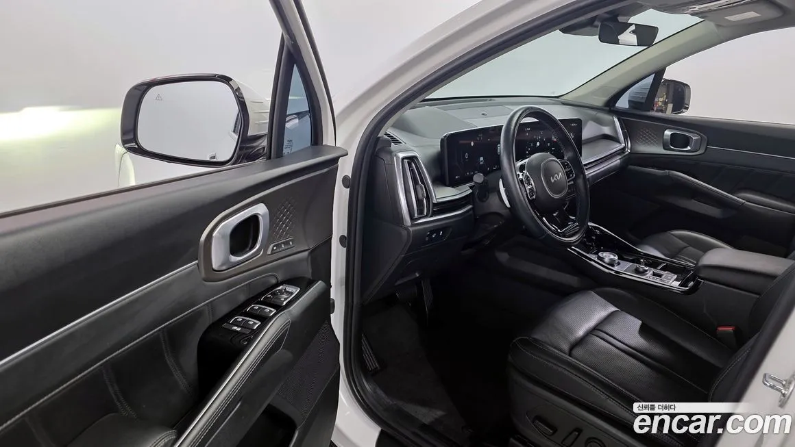Kia Sorento — фото 7