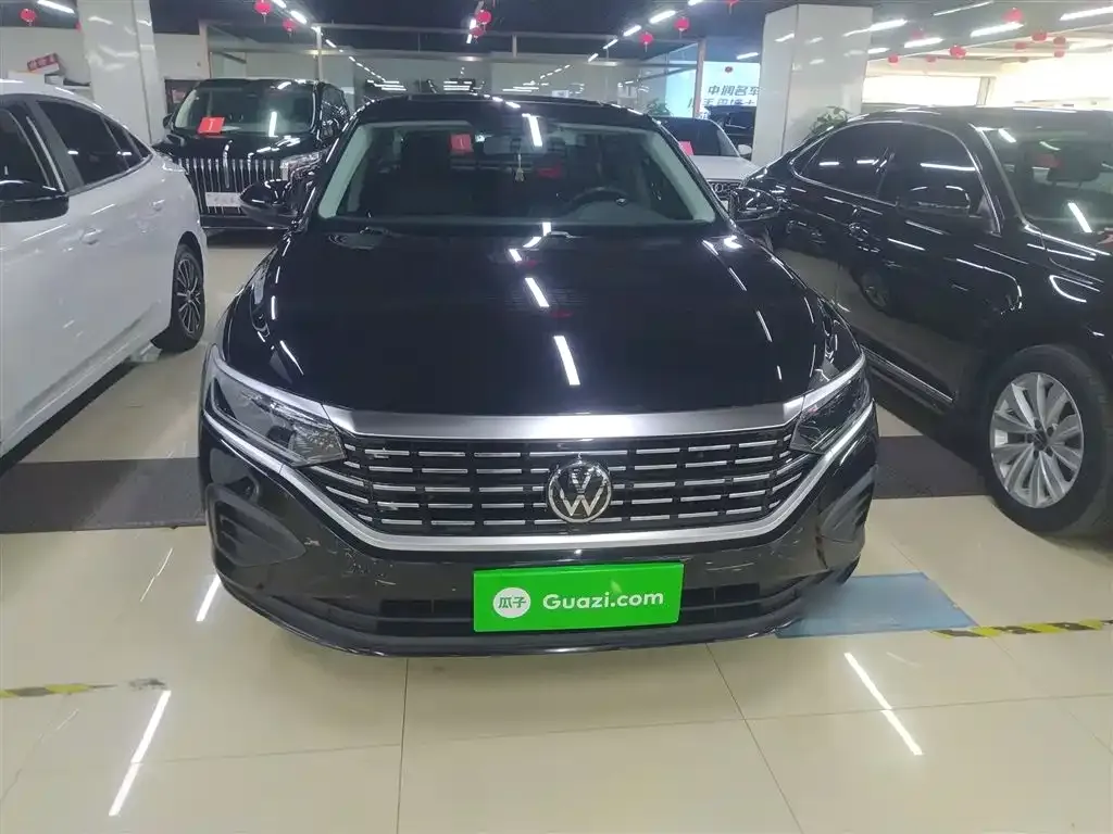 Volkswagen Passat 2023 из CN, фото 2