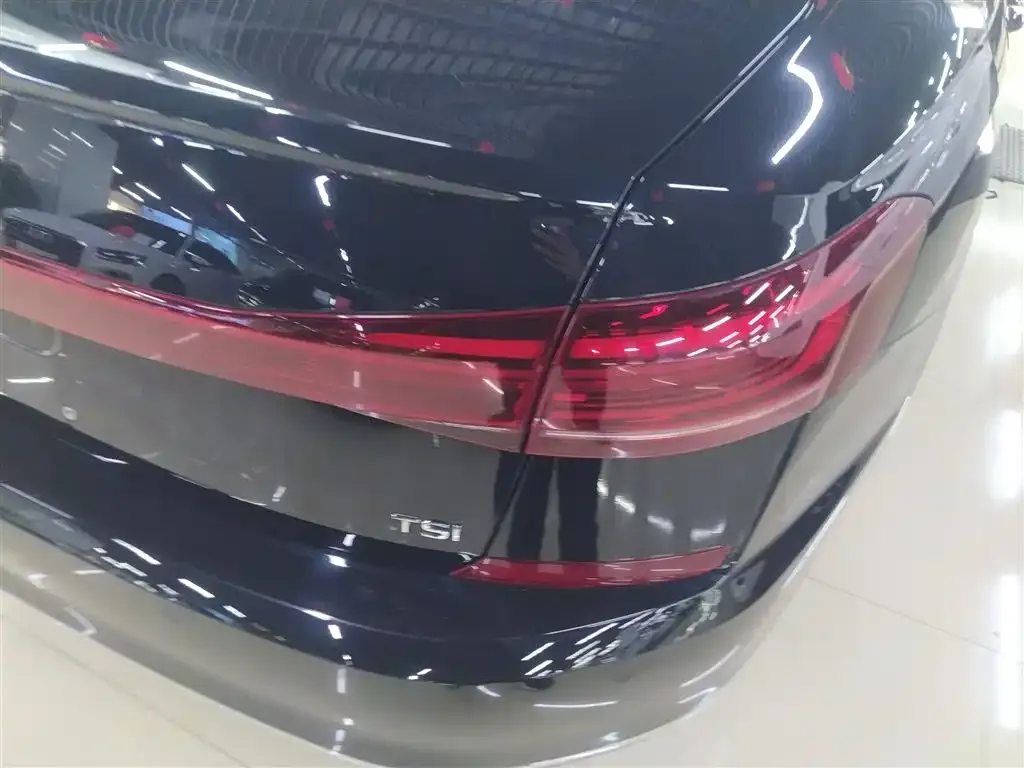 Volkswagen Passat 2023 из CN, фото 6