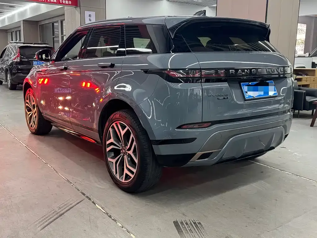 Land Rover Evoque — фото 9