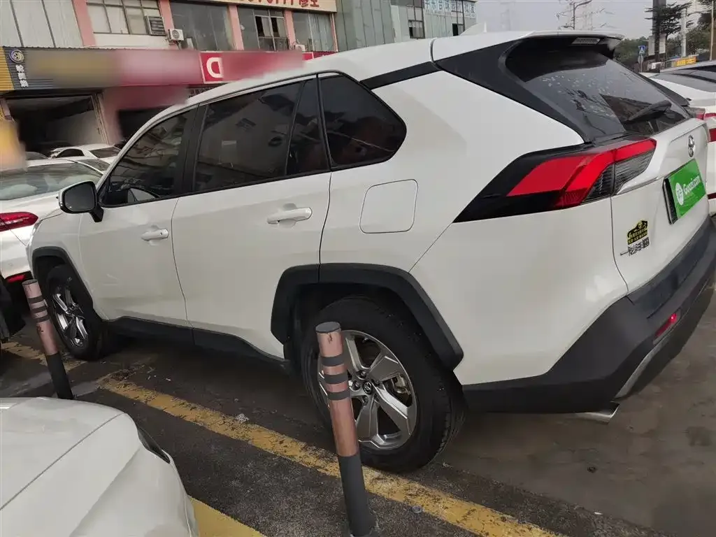 Toyota RAV4 2021 из CN, фото 9