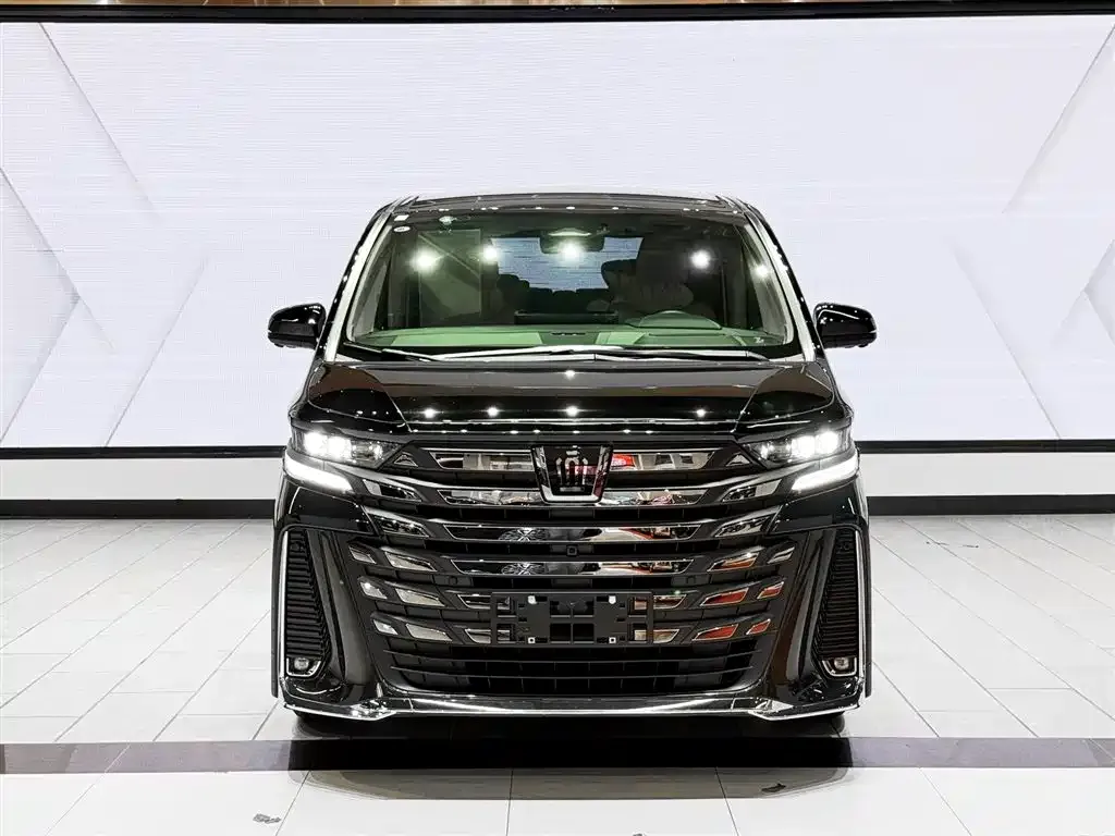 Toyota Vellfire — фото 5