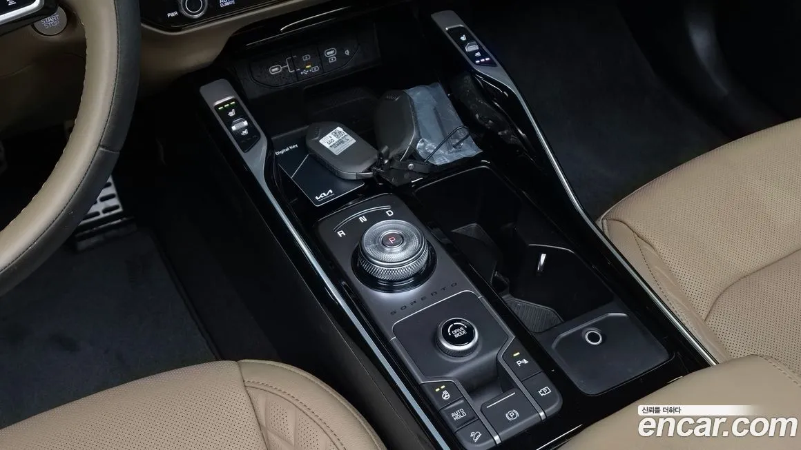 Kia Sorento — фото 7