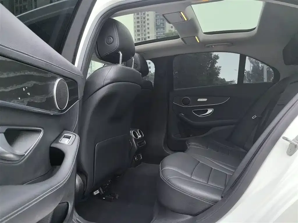 [object Object] C-Class 2021 из CN, фото 10