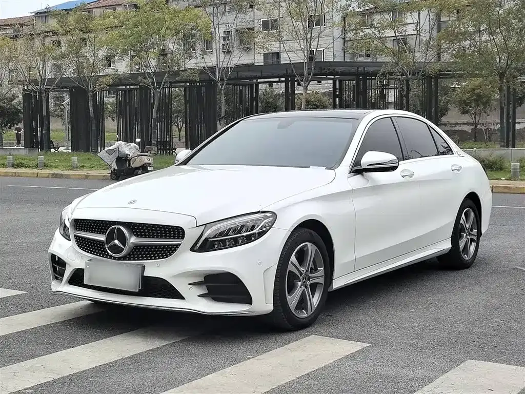 [object Object] C-Class 2021 из CN, фото 2