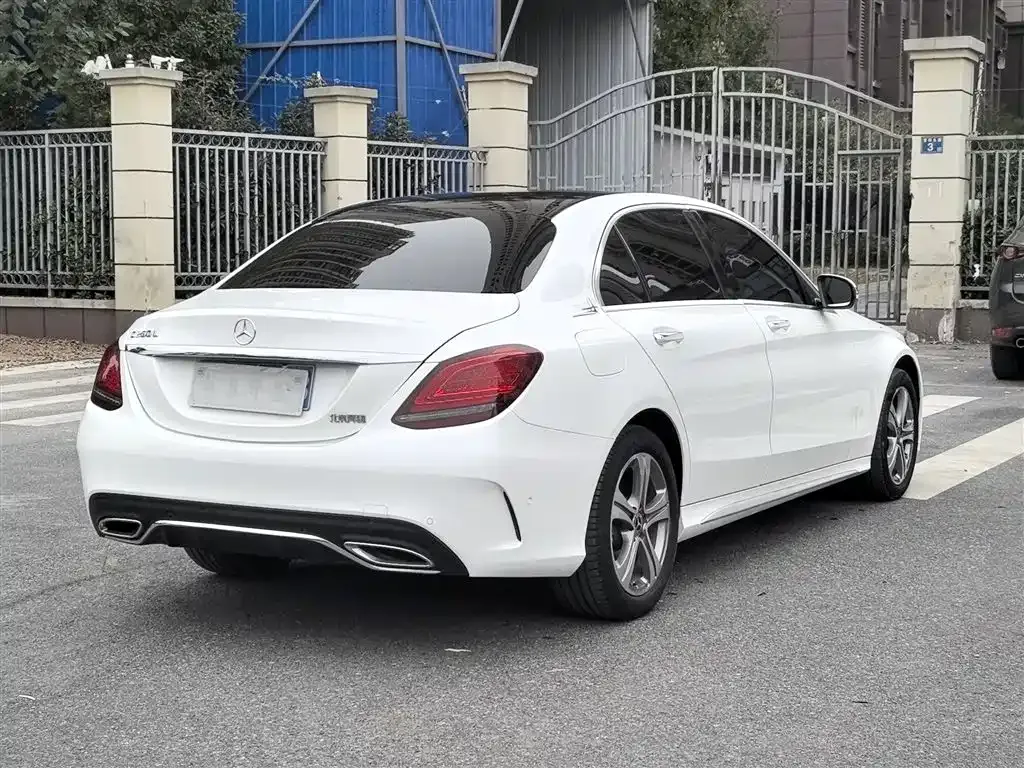 [object Object] C-Class 2021 из CN, фото 7