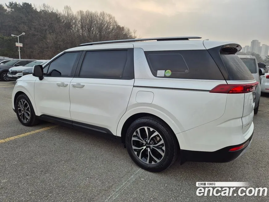 Kia Carnival 2023 из KR, фото 4