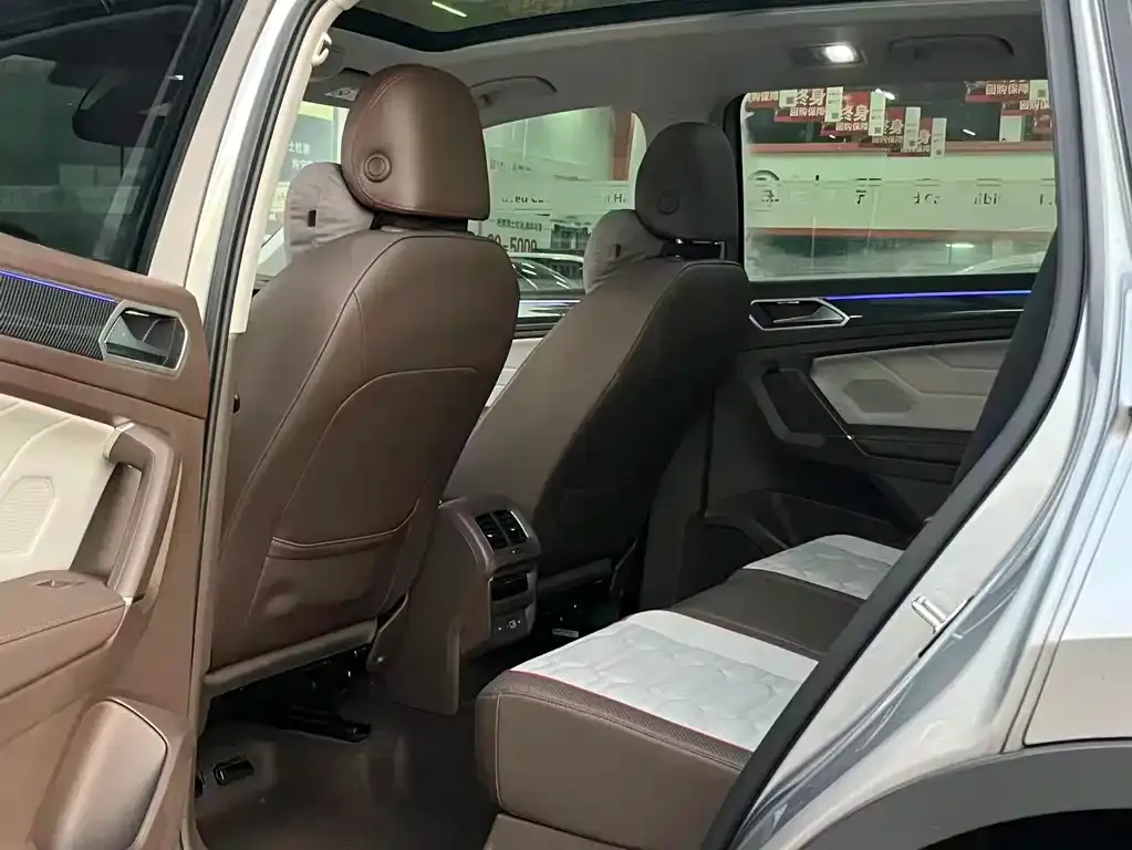 Volkswagen Tiguan L 2022 из CN, фото 6