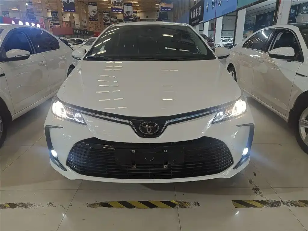 Toyota Corolla 2021 из CN, фото 6
