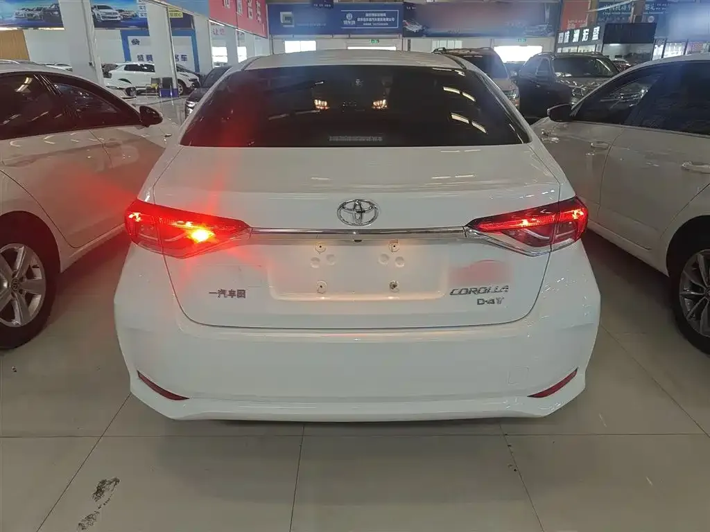Toyota Corolla 2021 из CN, фото 3