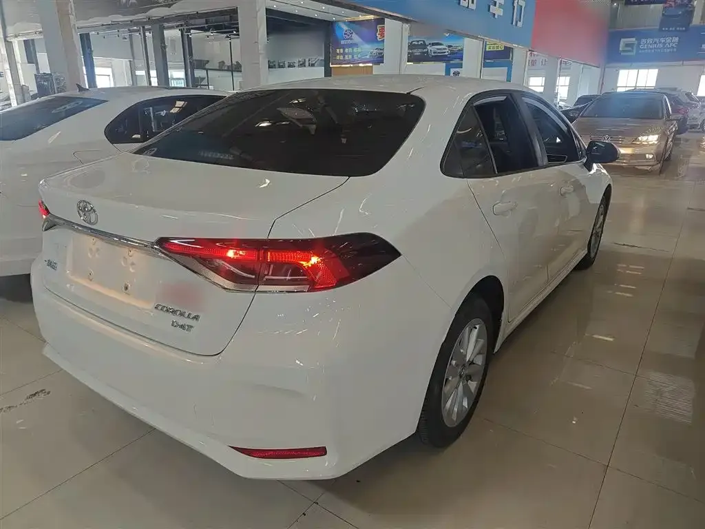 Toyota Corolla 2021 из CN, фото 2