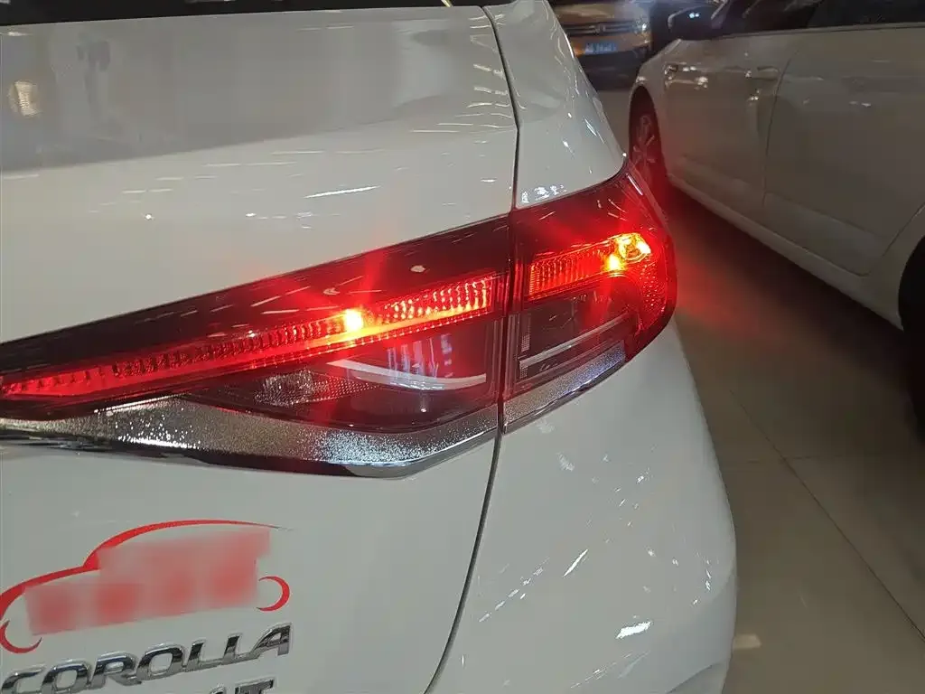 Toyota Corolla 2021 из CN, фото 8