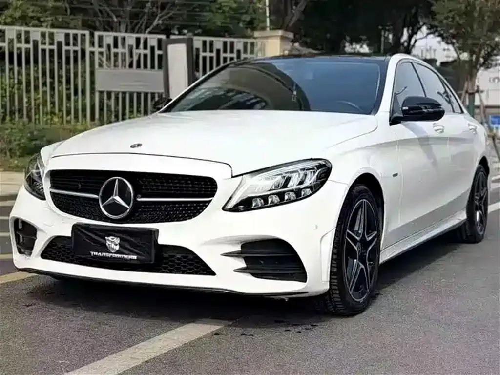 Mercedes-Benz C-Class — фото 1