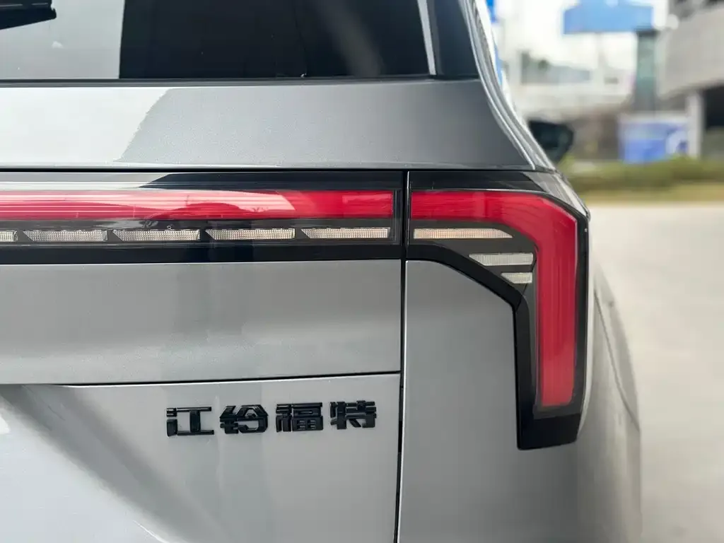 Ford Lingyu New Energy 2024 из CN, фото 2