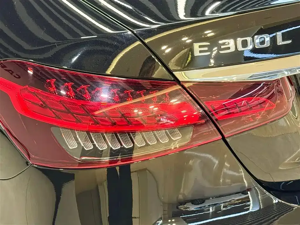 Mercedes-Benz E-Class 2023 из CN, фото 4