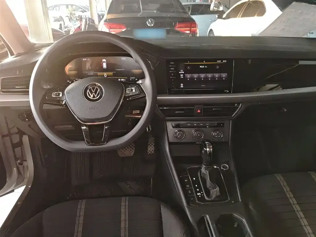 Volkswagen Lavida 2022 из CN, фото 5