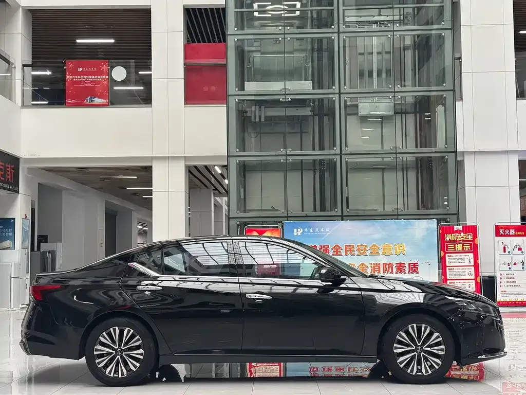 Nissan Teana 2023 из CN, фото 8
