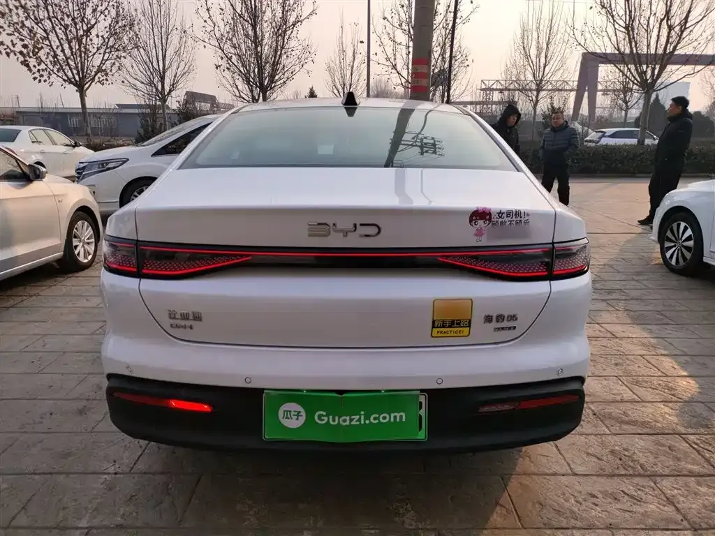 BYD Seal 05 DM-i — фото 4
