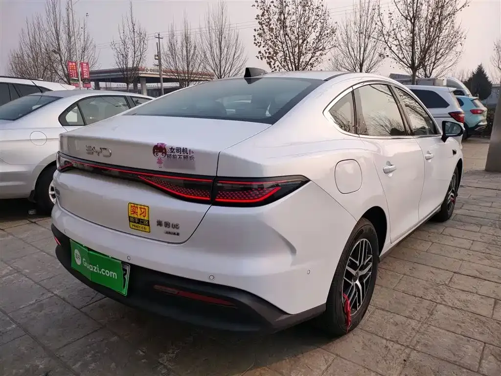 BYD Seal 05 DM-i — фото 2