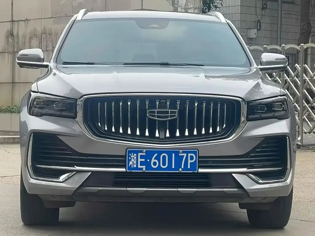 Geely Xingyue L — фото 9
