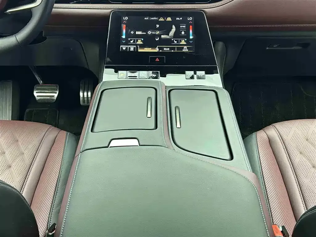 Infiniti QX80 2025 из CN, фото 4